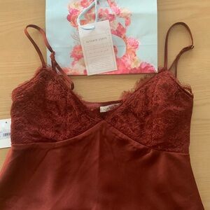 Altrd State satin lace top, rust size M new w tags